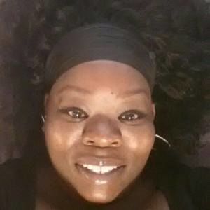 Meet your Posher, Angie